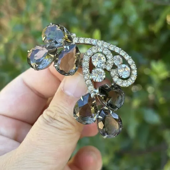 Vintage Rhinestone Brooch & Earrings Set Silver Tone Gray Clear Stones Open Back - Picture 5 of 8